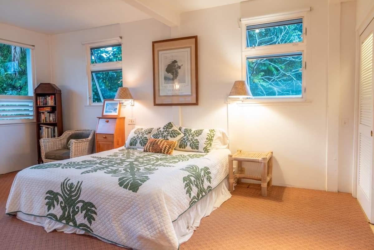 Home in Hanalei · ★4.93 · 1 bedroom · 1 bed · 1 bath - Photo 3