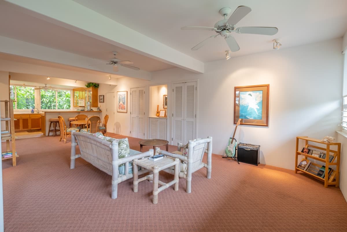 Home in Hanalei · ★4.93 · 1 bedroom · 1 bed · 1 bath - Photo 4