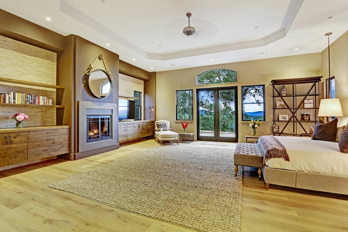 70-Acre Estate with 360 Vineyard Views - Photo 2