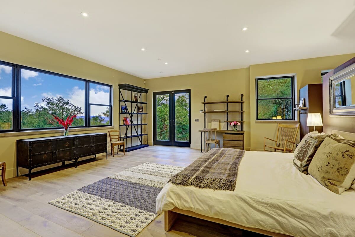 70-Acre Estate with 360 Vineyard Views - Photo 5