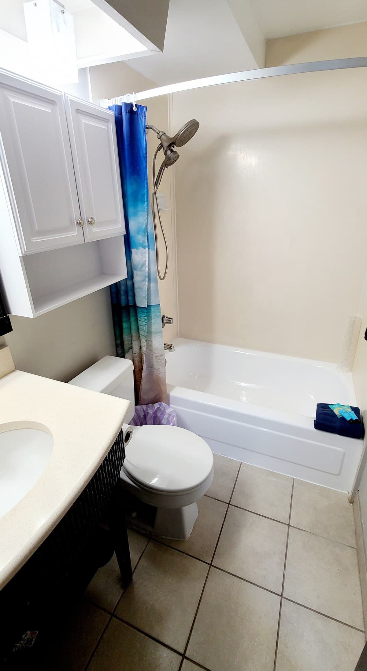 Condo in Honolulu · ★4.8 · Studio · 1 bed · 1 private bath - Photo 5