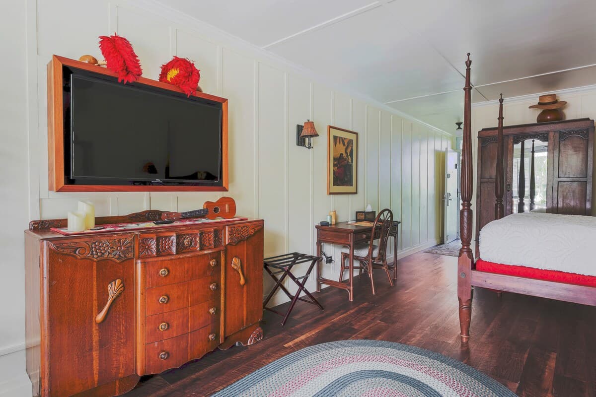 Condo in Kailua-Kona · ★4.9 · Studio · 1 bed · 1 private bath - Photo 1