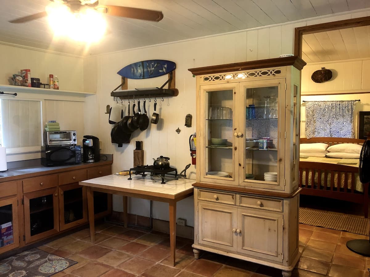 Hanalei Garden Surf Cottage - Photo 1