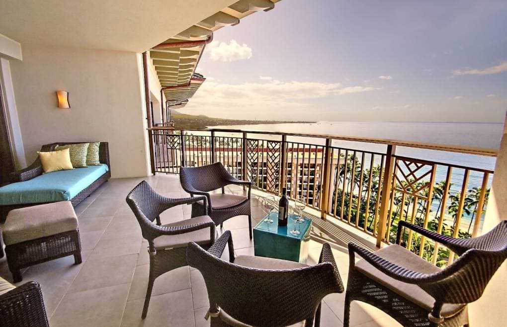 Condo in Lahaina · ★5.0 · 2 bedrooms · 3 beds · 2 baths - Photo 1