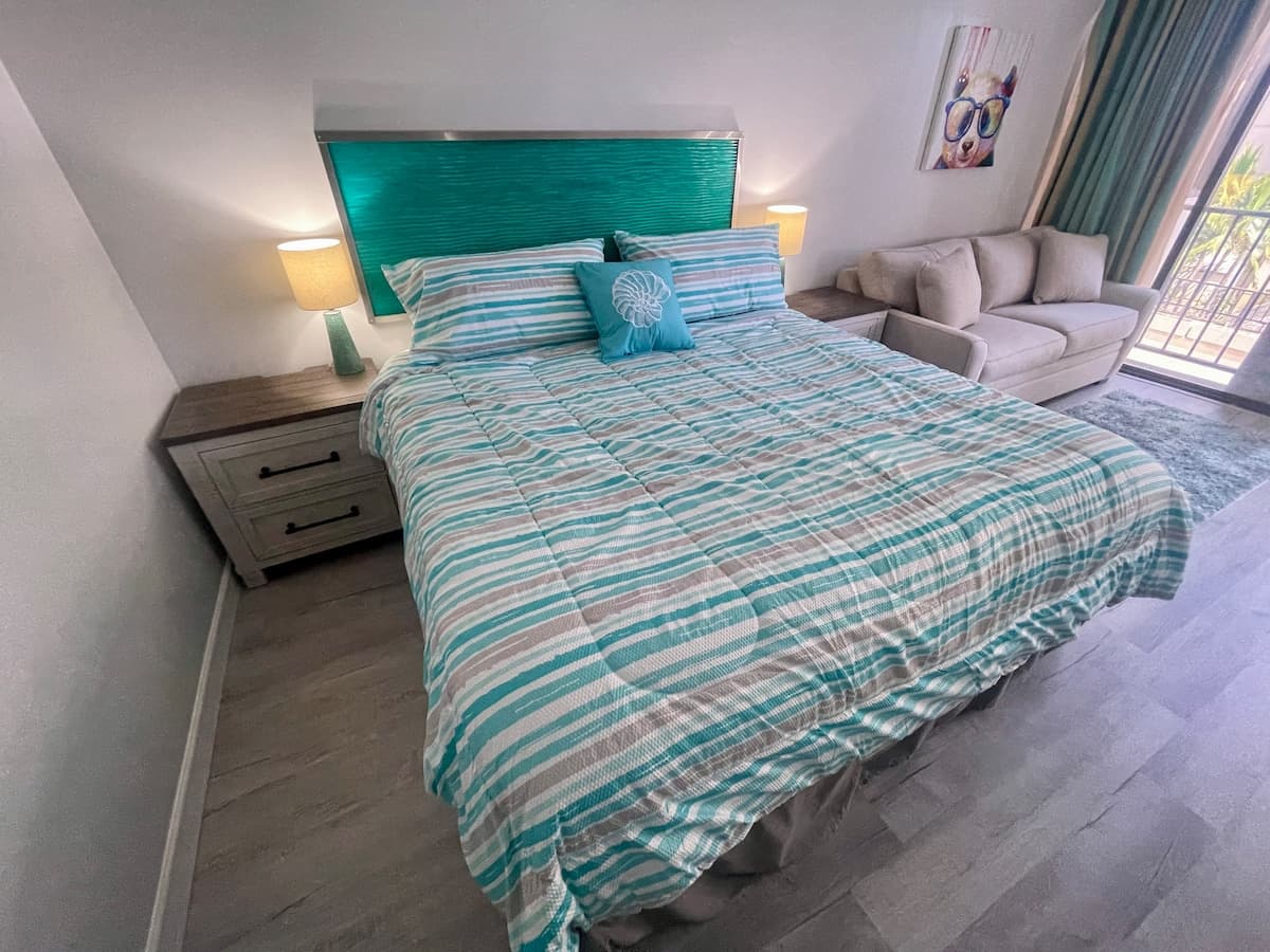 Aqua Palms incl Free WiFi & Parking - Resort Zoned - Photo 1