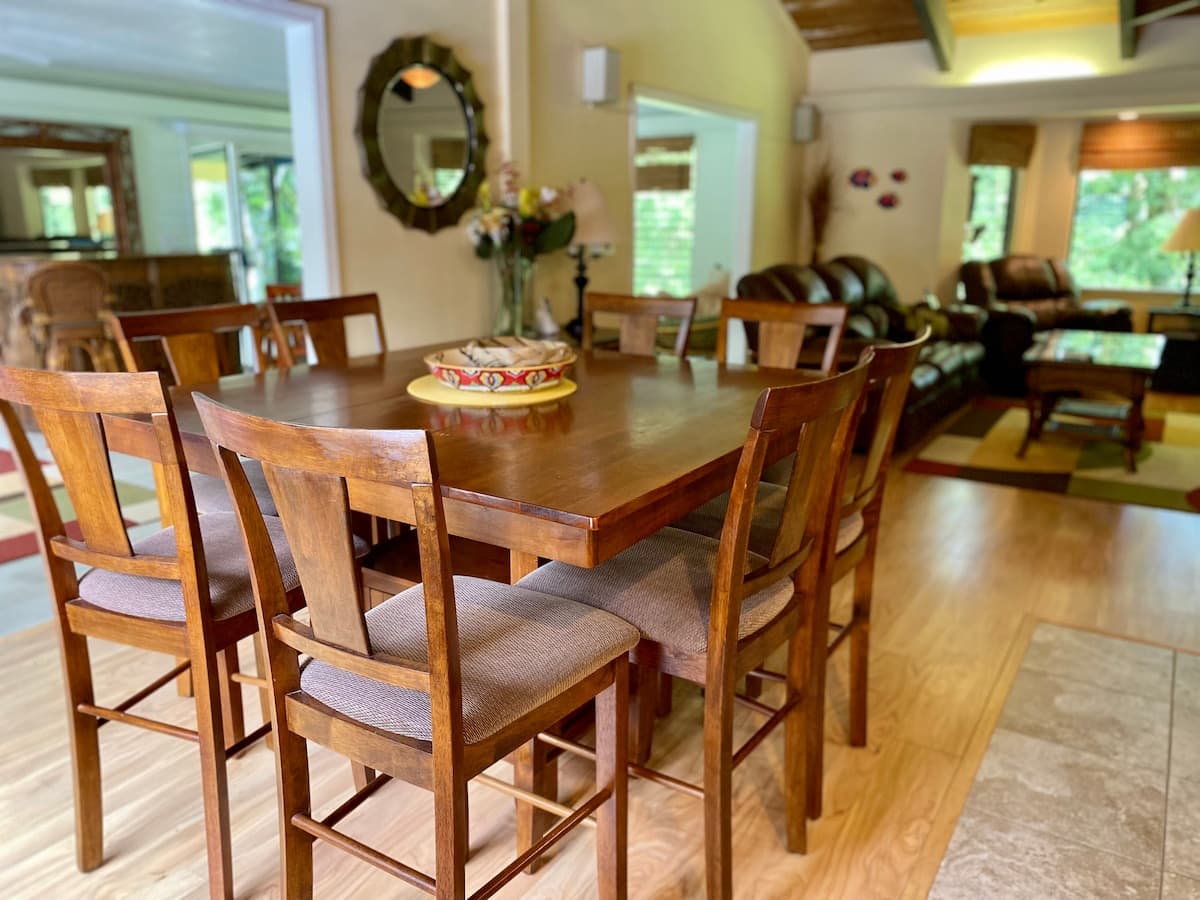 Home in Keaau · ★4.48 · 4 bedrooms · 5 beds · 3 baths - Photo 3