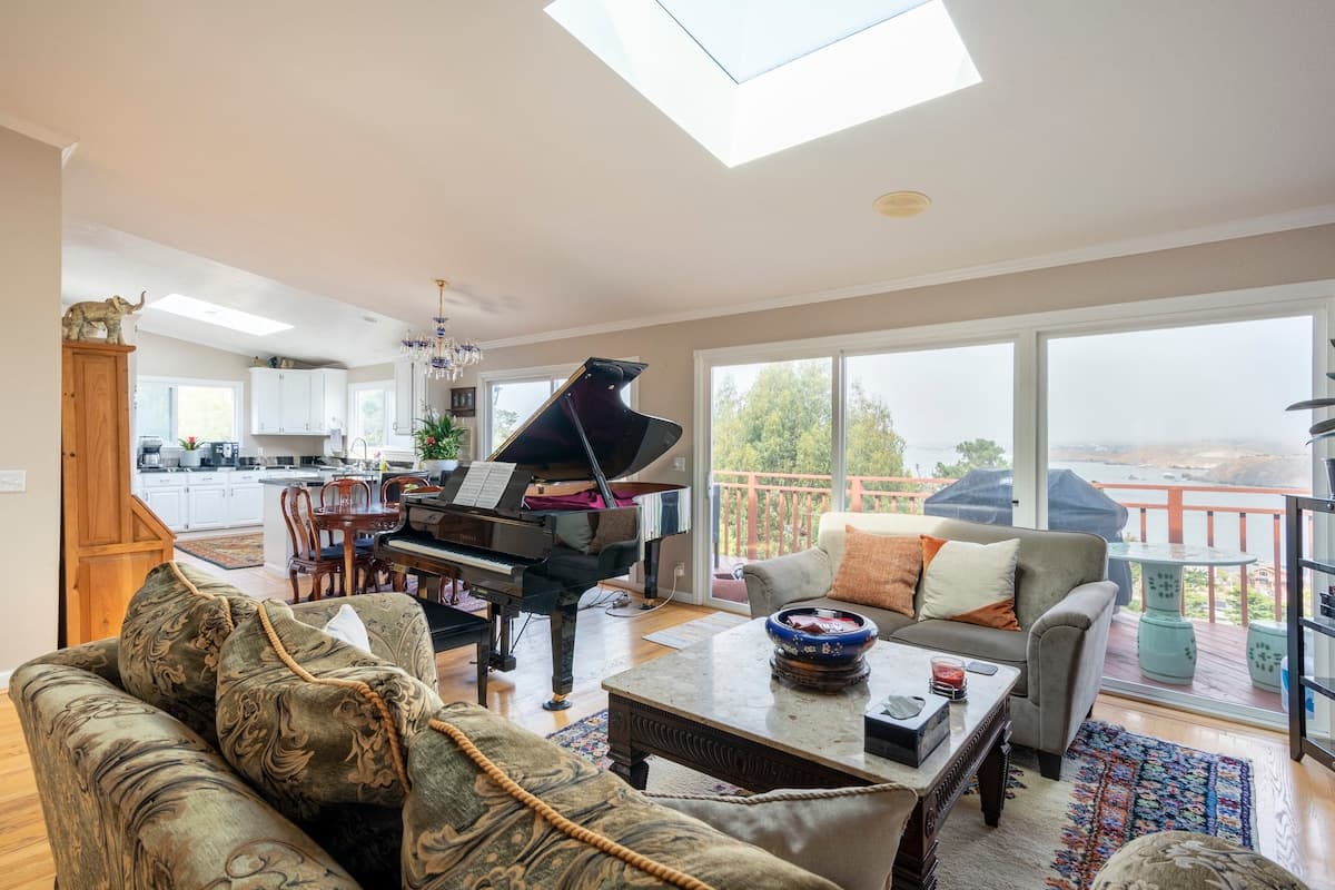 Ocean-view Pacifica home, jacuzzi, 15 min SF - Photo 2