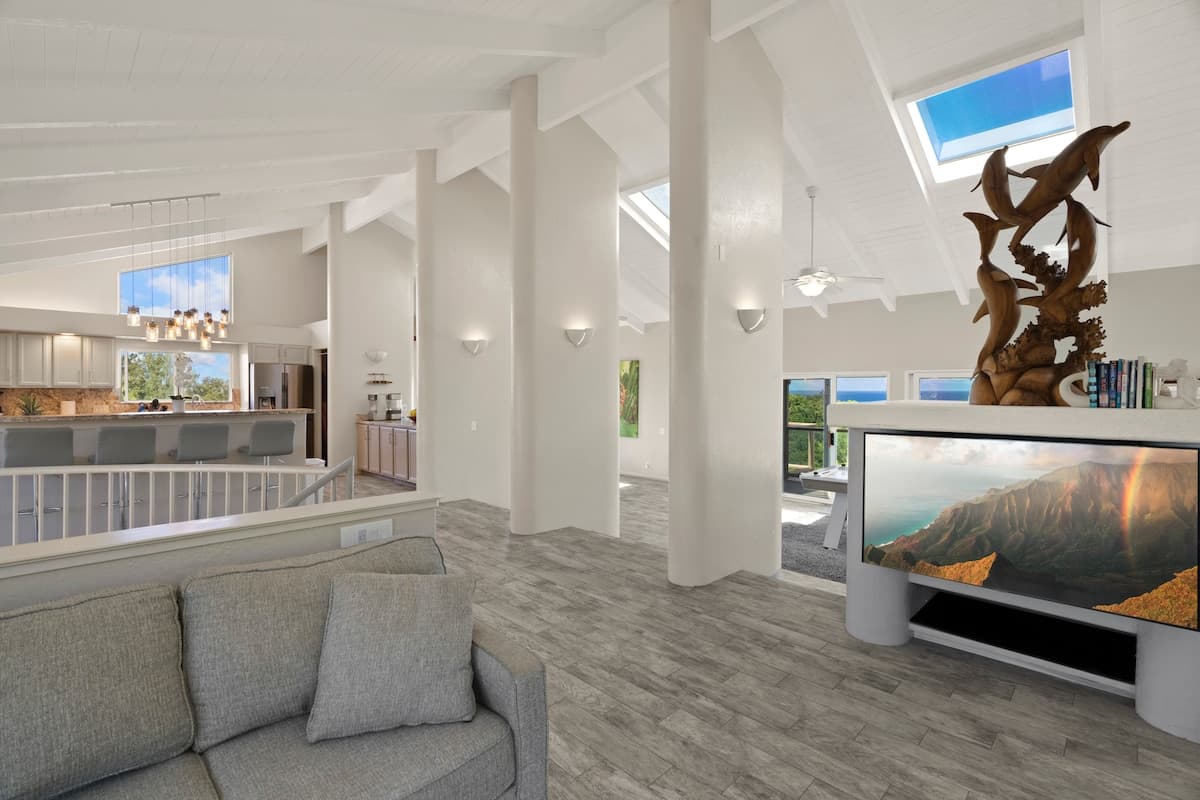 Home in Princeville · ★4.95 · 5 bedrooms · 7 beds · 4.5 baths - Photo 3