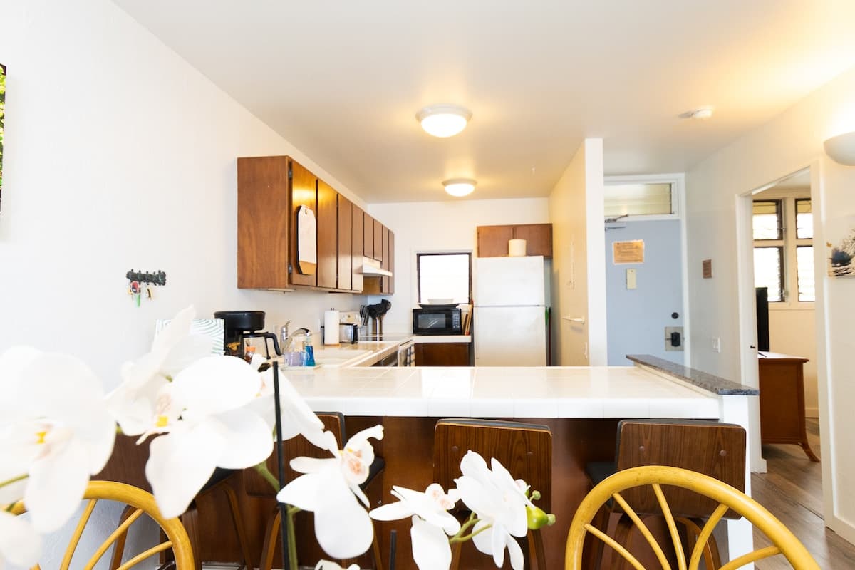 Condo in Kailua-Kona · ★4.88 · 2 bedrooms · 2 beds · 2 baths - Photo 4