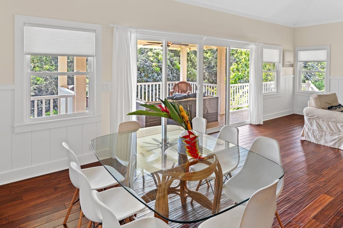 Home in Princeville · ★4.98 · 4 bedrooms · 5 beds · 2.5 private baths - Photo 3