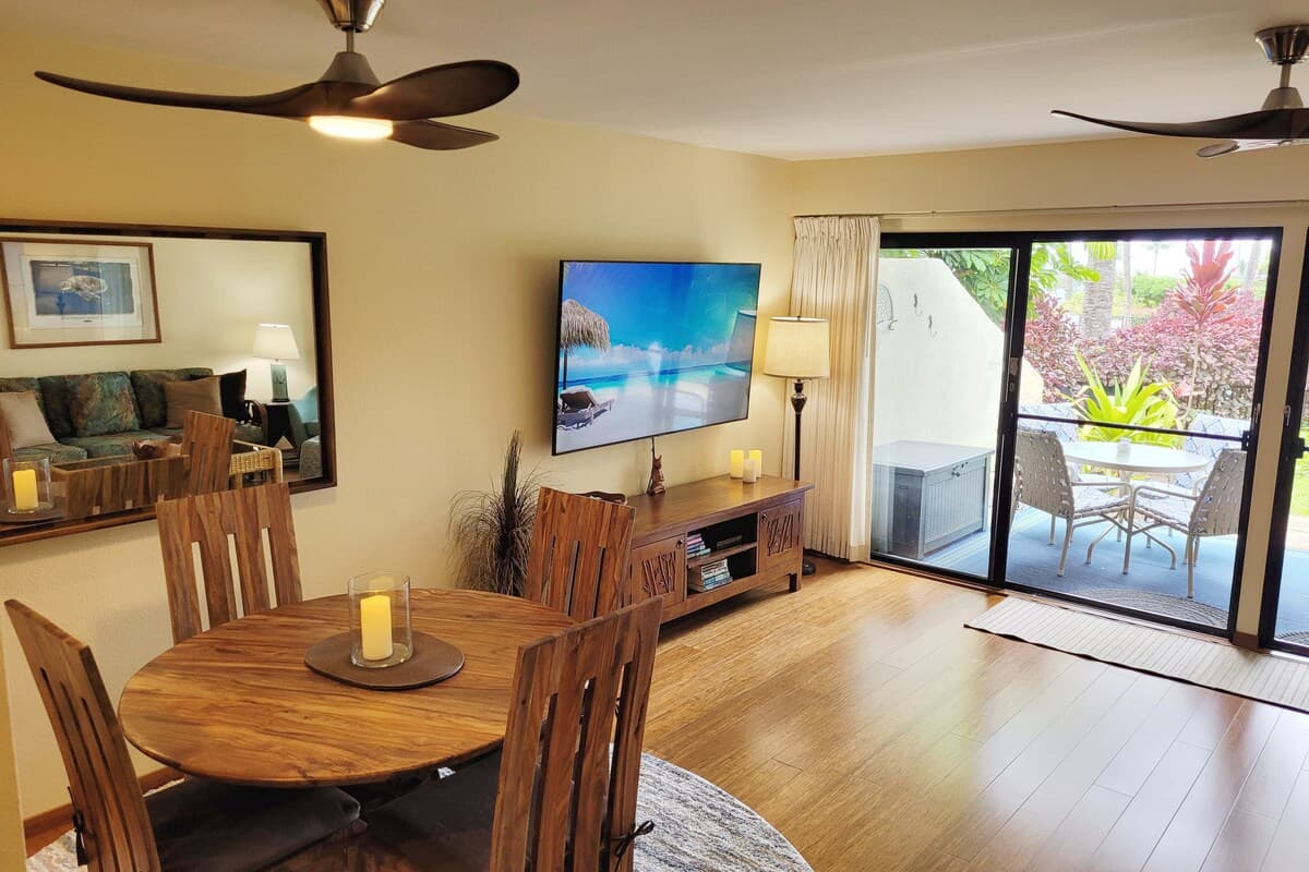 Condo in Kihei · ★4.82 · 1 bedroom · 1 bed · 2 private baths - Photo 3
