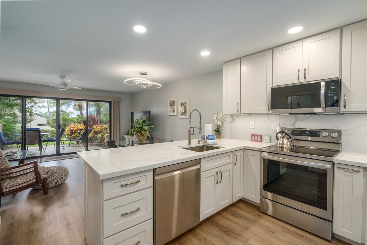 Newly Remodeled-Well Equipped-Near The Beach-AC - Photo 4