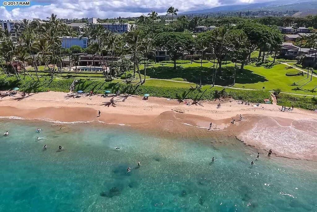 Townhouse in Kihei · ★4.89 · 2 bedrooms · 3 beds · 2 baths - Photo 4