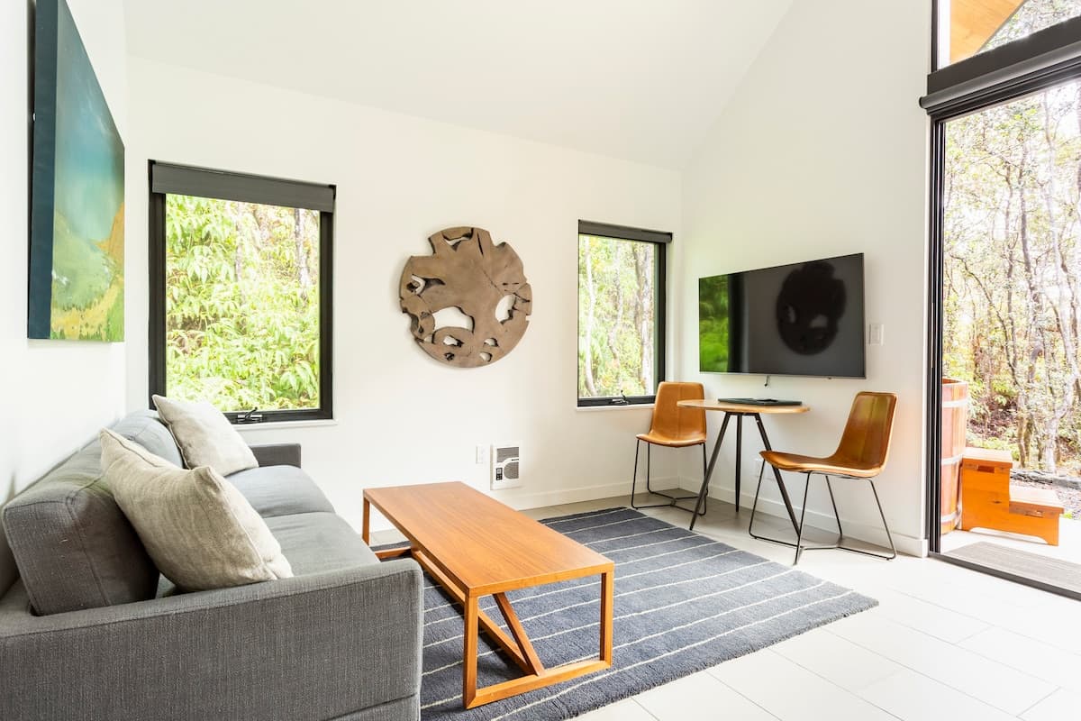 Cabin in Volcano · ★4.96 · Studio · 2 beds · 1 bath - Photo 1