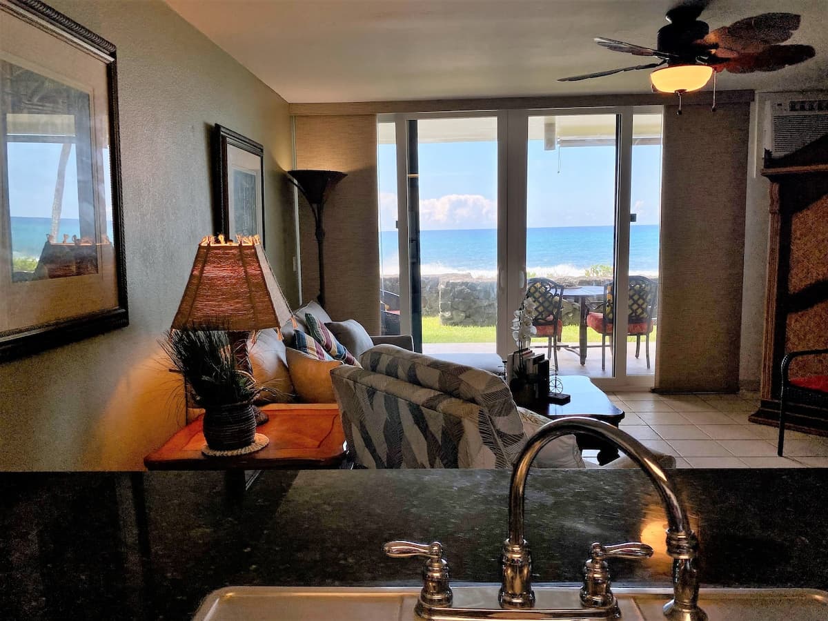 Condo in Kailua-Kona · ★4.9 · 1 bedroom · 1 bed · 1 bath - Photo 5