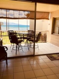 Condo in Wailuku · ★4.93 · 2 bedrooms · 2 beds · 2 baths - Photo 1
