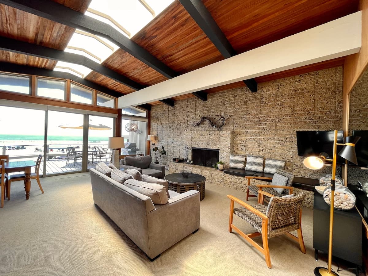 Oceanfront Home, Private Beach & Bonfires - Photo 1