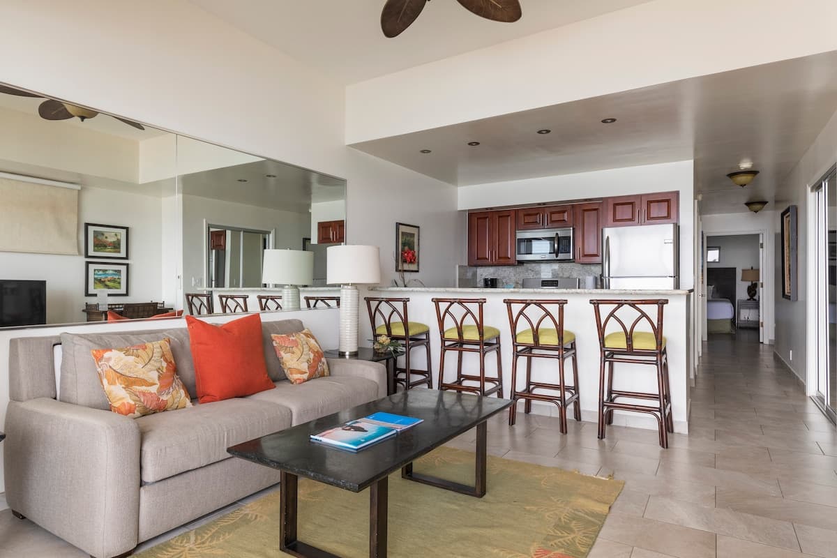 Condo in Honolulu · ★4.87 · 1 bedroom · 2 beds · 2 shared baths - Photo 5