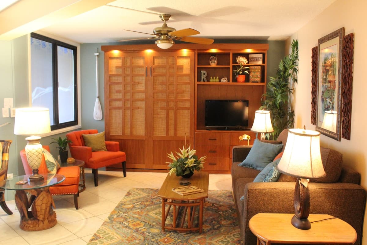 Condo in Kihei · ★4.71 · 2 bedrooms · 3 beds · 2 private baths - Photo 1