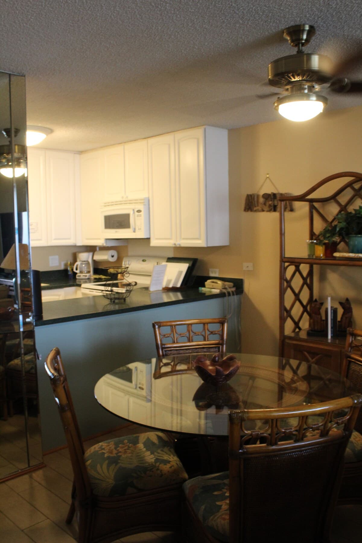 Condo in Kihei · ★4.71 · 2 bedrooms · 3 beds · 2 private baths - Photo 4
