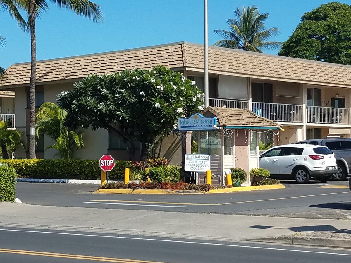 Condo in Kihei · ★4.55 · 1 bedroom · 2 beds · 1 bath - Photo 2