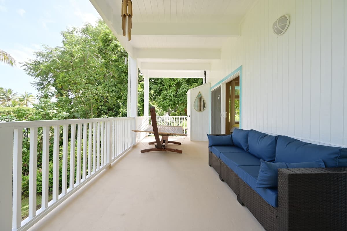 Home in Pahoa · ★4.9 · 2 bedrooms · 3 beds · 1 private bath - Photo 1