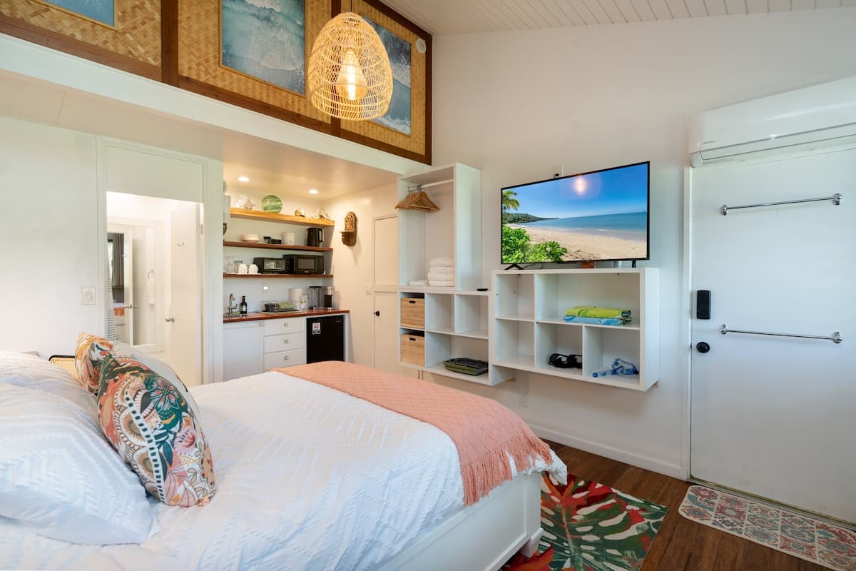 Turtle Bay Retreat: Boho Bliss on the North Shore - Photo 1
