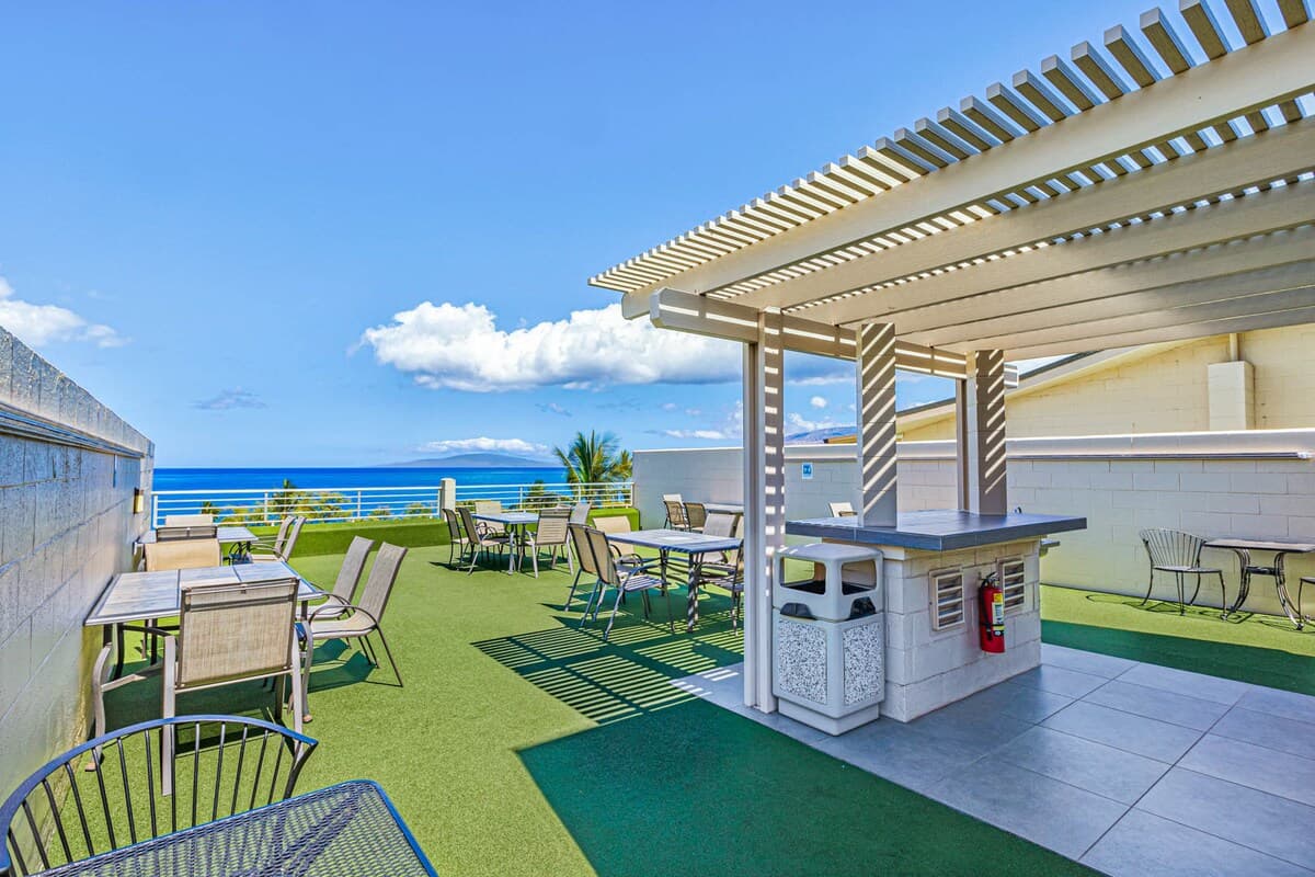 Condo in Kihei · ★4.91 · 3 bedrooms · 4 beds · 2 baths - Photo 2