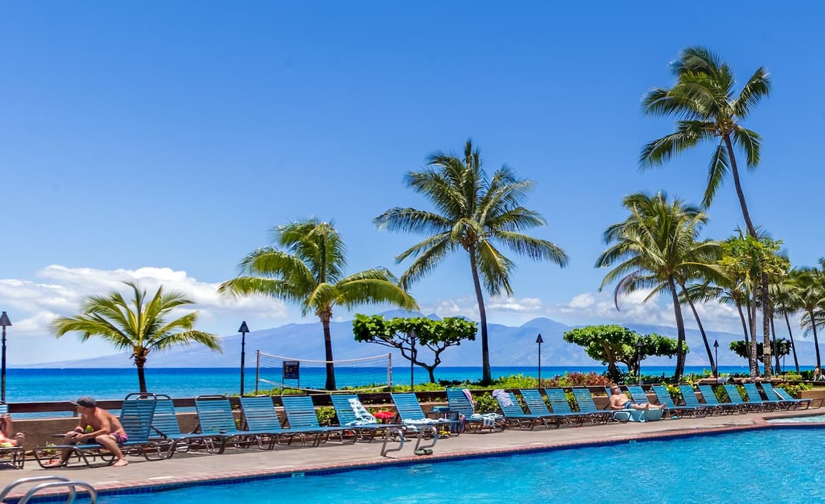 Condo in Lahaina · ★4.94 · 2 bedrooms · 4 beds · 2 baths - Photo 2
