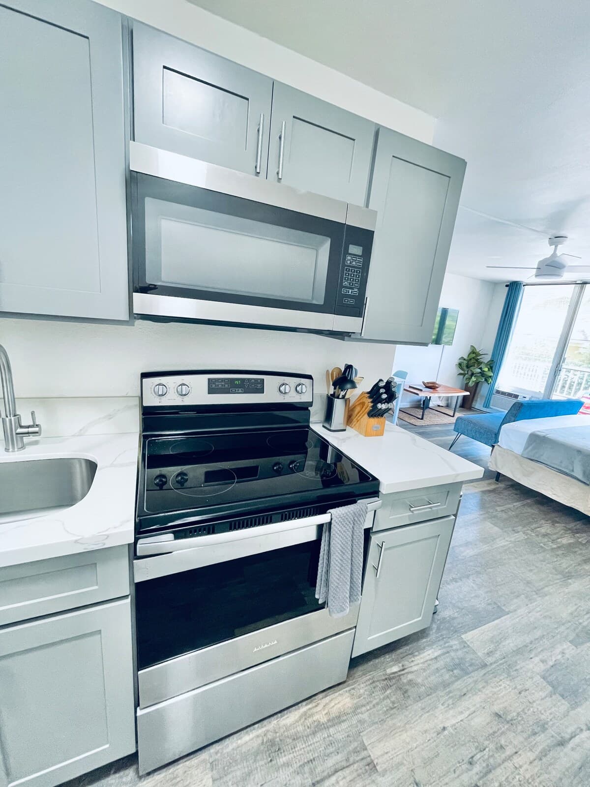 Condo in Kihei · ★4.86 · 1 bedroom · 2 beds · 2 baths - Photo 4