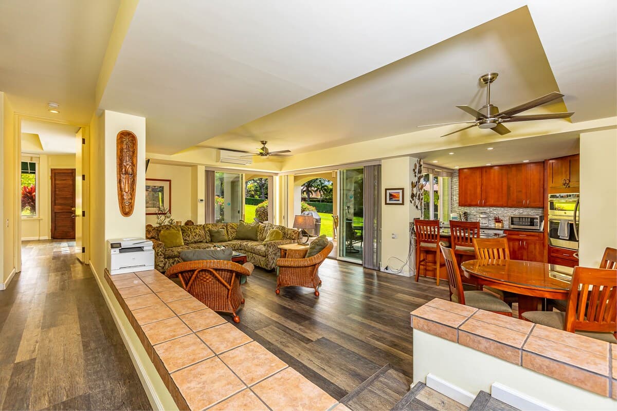 Condo in Kihei · ★4.77 · 2 bedrooms · 3 beds · 2 private baths - Photo 4