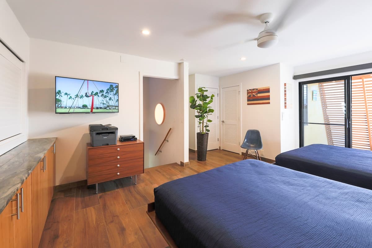 Condo in Kihei · ★4.98 · 2 bedrooms · 4 beds · 2 baths - Photo 5