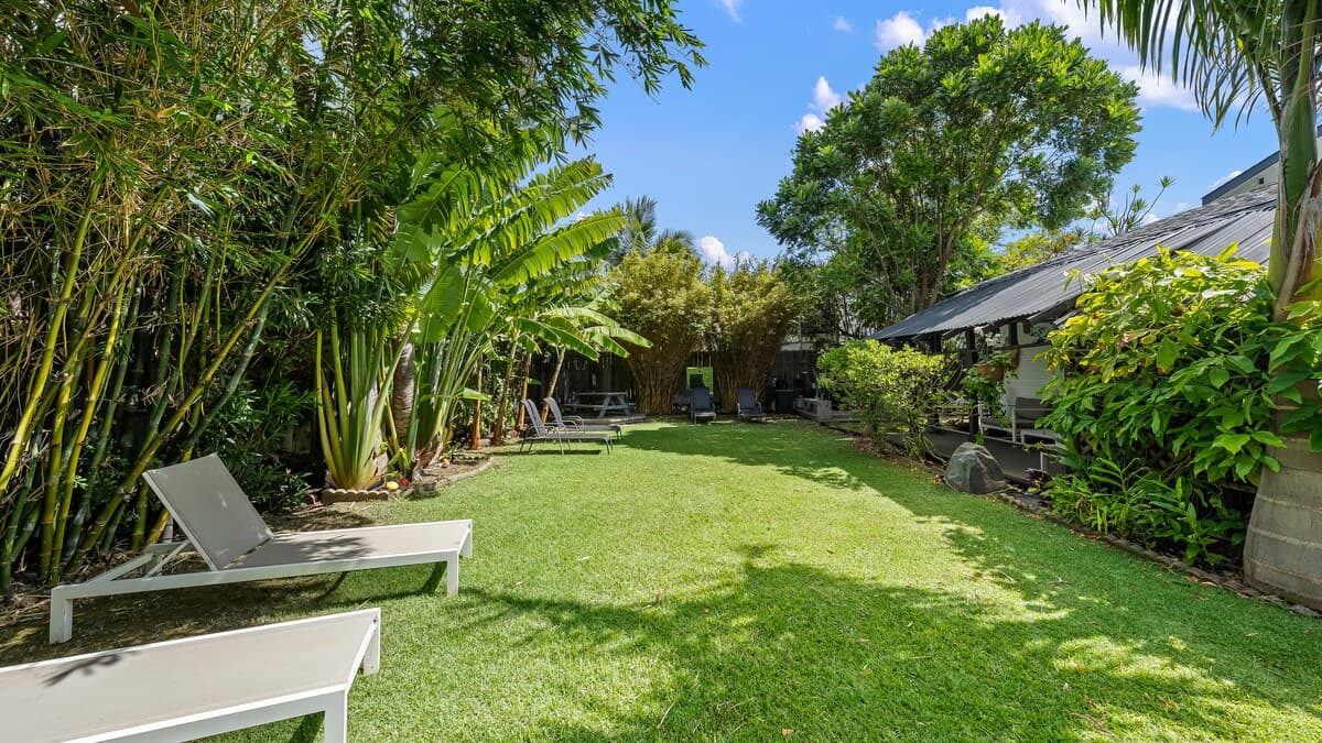 Romantic Suite | Tropical Escape | BBQ & Hot Tub - Photo 4