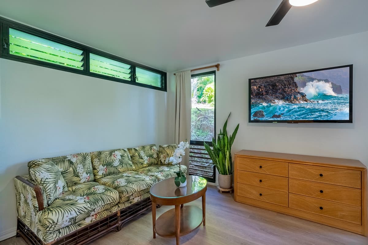 North Shore Sweet Spot - Photo 2