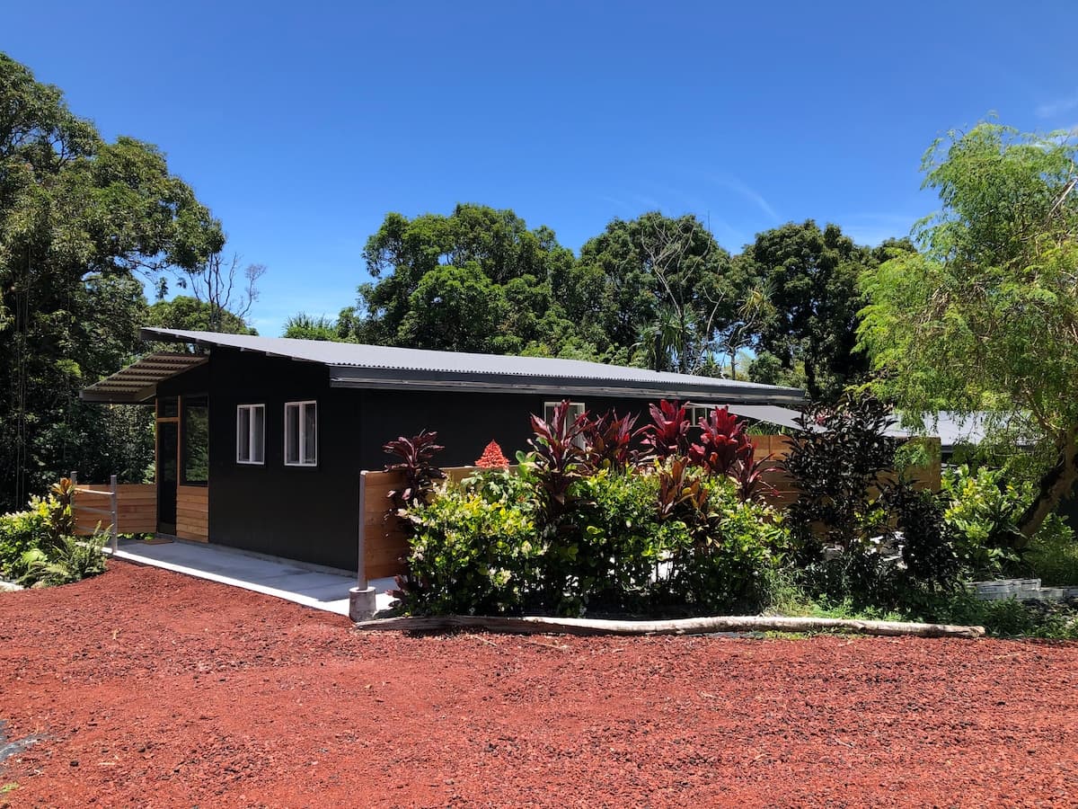 Guesthouse in Pahoa · ★4.94 · Studio · 1 bed · 1 private bath - Photo 2