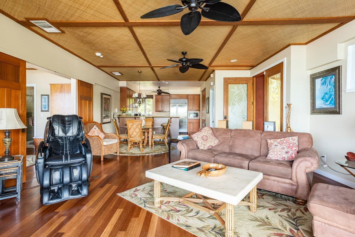Home in Kailua-Kona · ★4.97 · 3 bedrooms · 3 beds · 3.5 baths - Photo 3