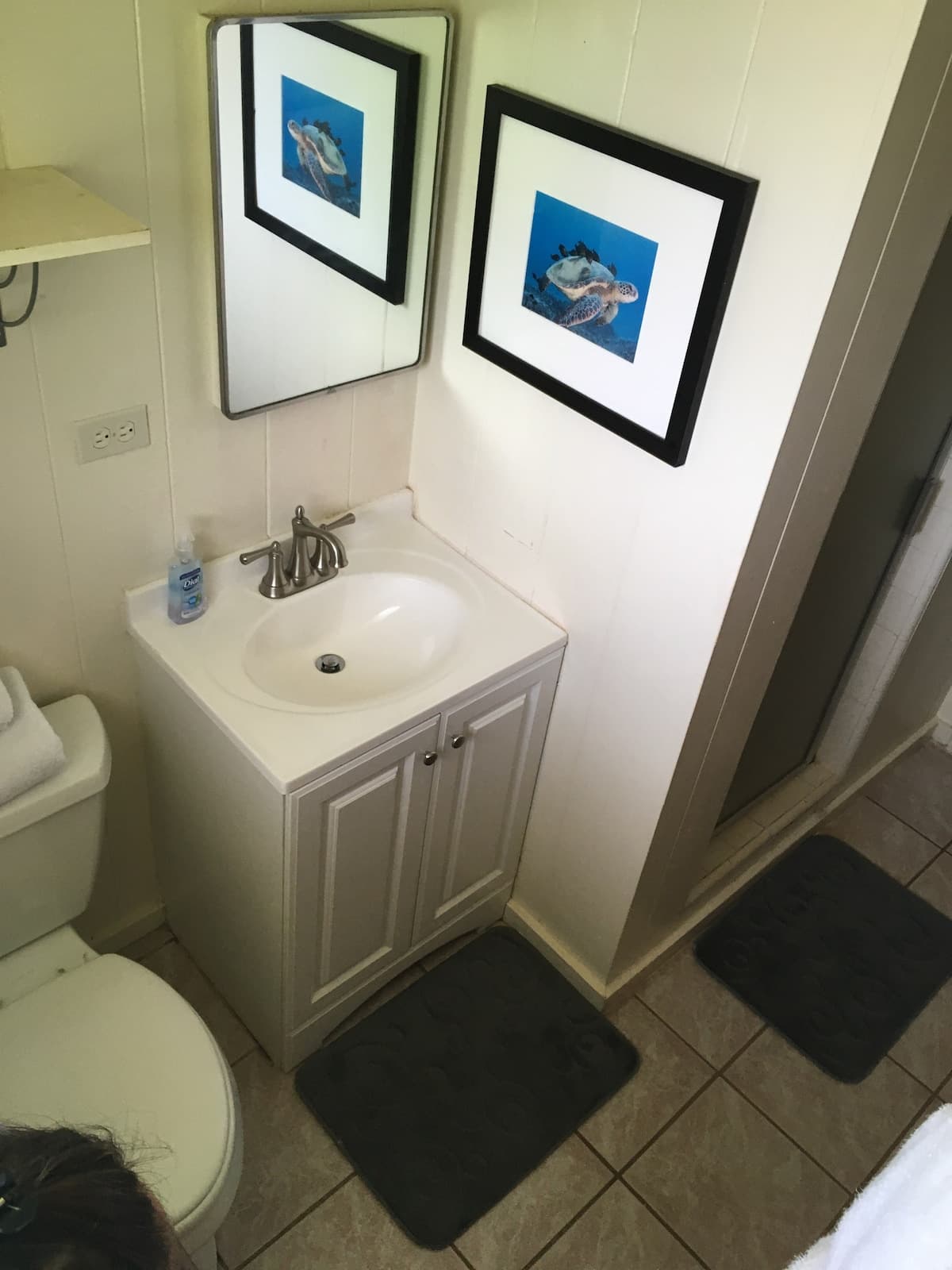 Condo in Lahaina · ★4.68 · 2 bedrooms · 2 beds · 1 bath - Photo 4