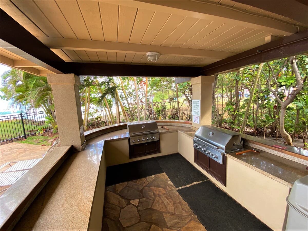 Condo in Lahaina · ★4.98 · 1 bedroom · 1 bed · 1 bath - Photo 3
