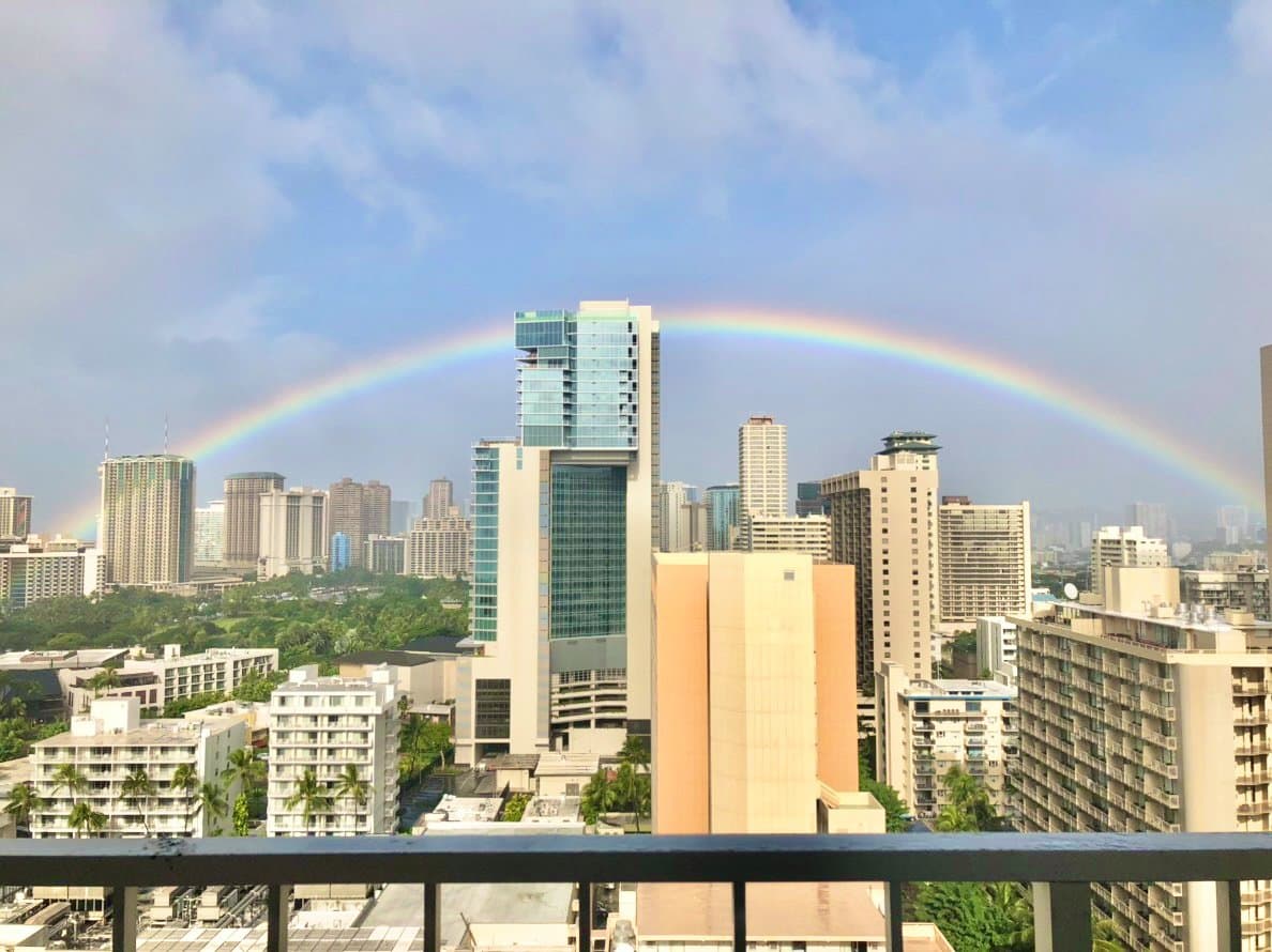 Condo in Honolulu · ★4.82 · Studio · 3 beds · 1 private bath - Photo 5