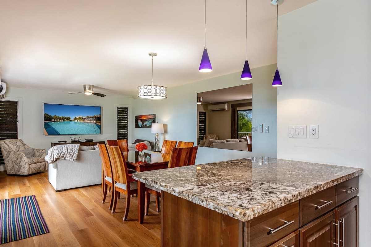 Condo in Wailea · ★4.94 · 2 bedrooms · 4 beds · 2 baths - Photo 3
