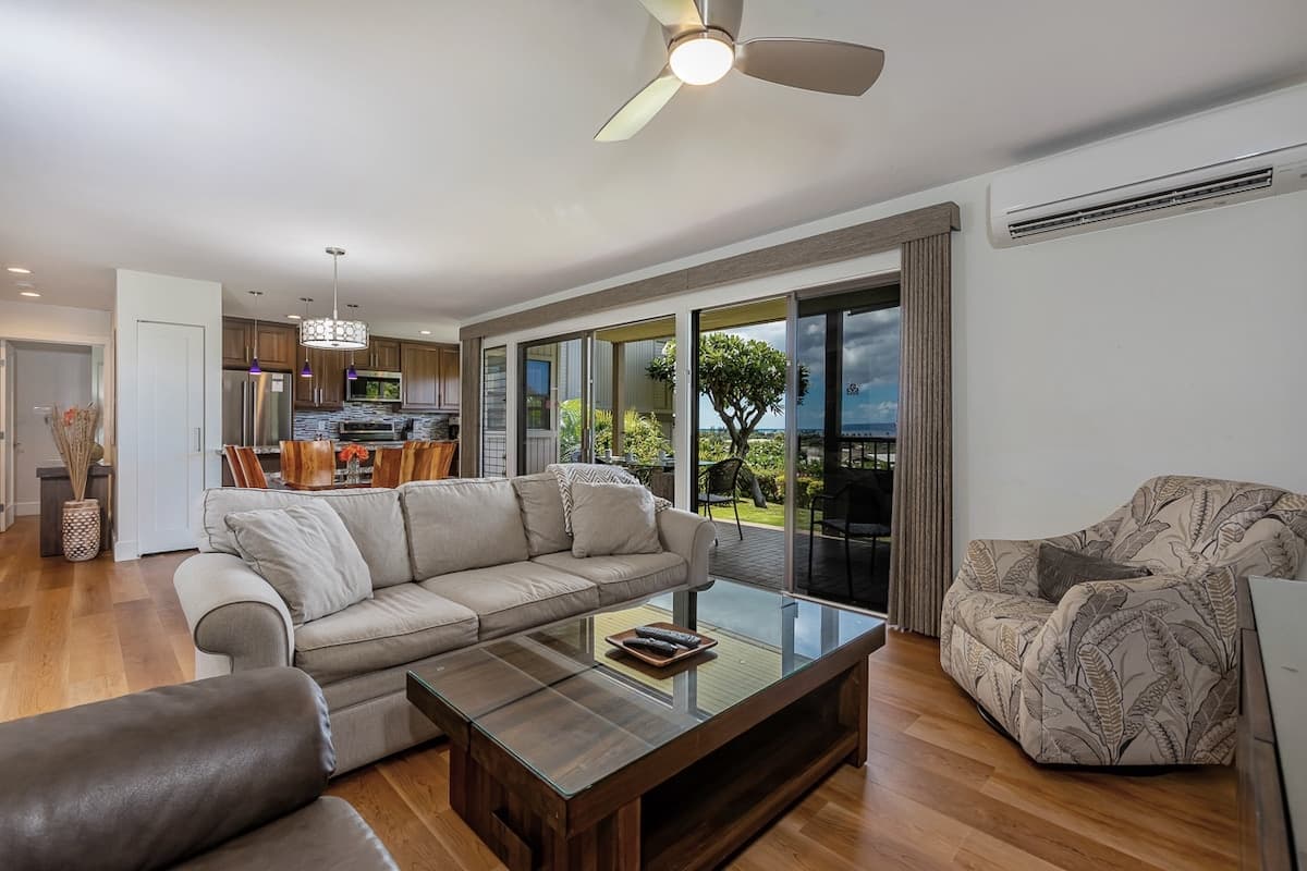 Condo in Wailea · ★4.94 · 2 bedrooms · 4 beds · 2 baths - Photo 2