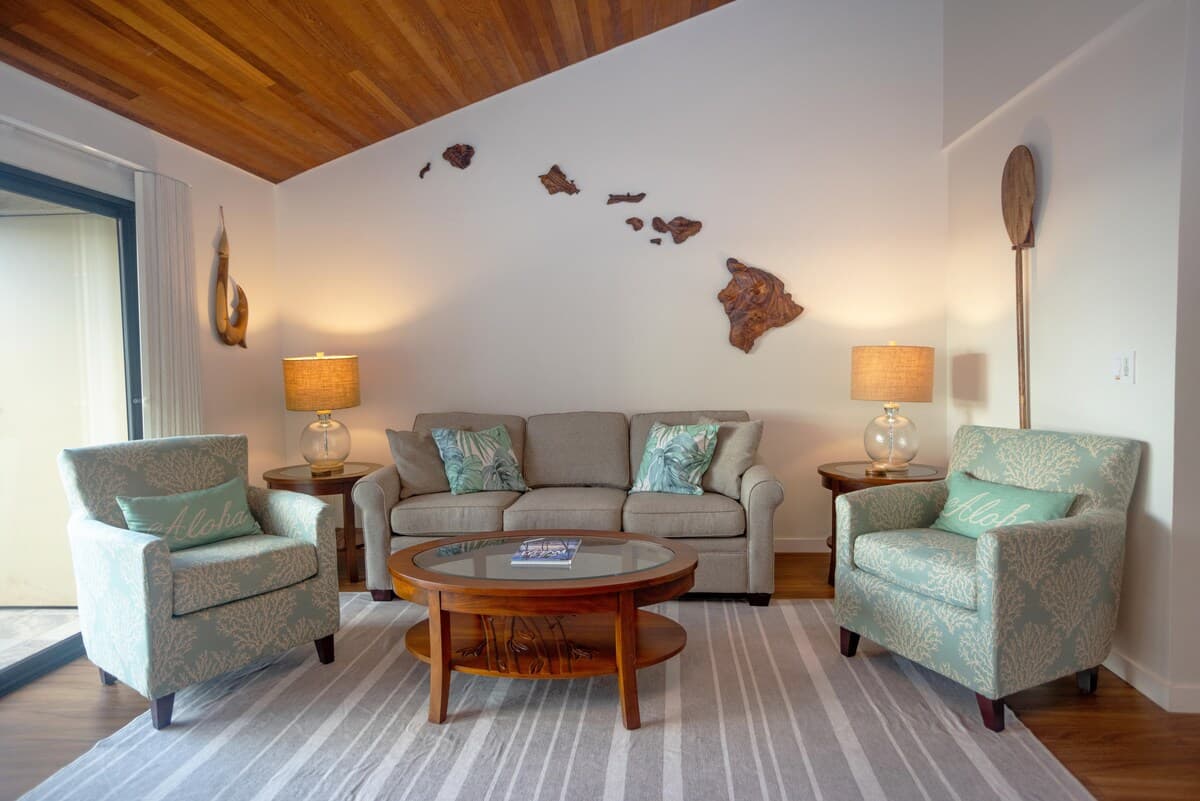 Condo in Kihei · ★4.99 · 2 bedrooms · 3 beds · 2 baths - Photo 4