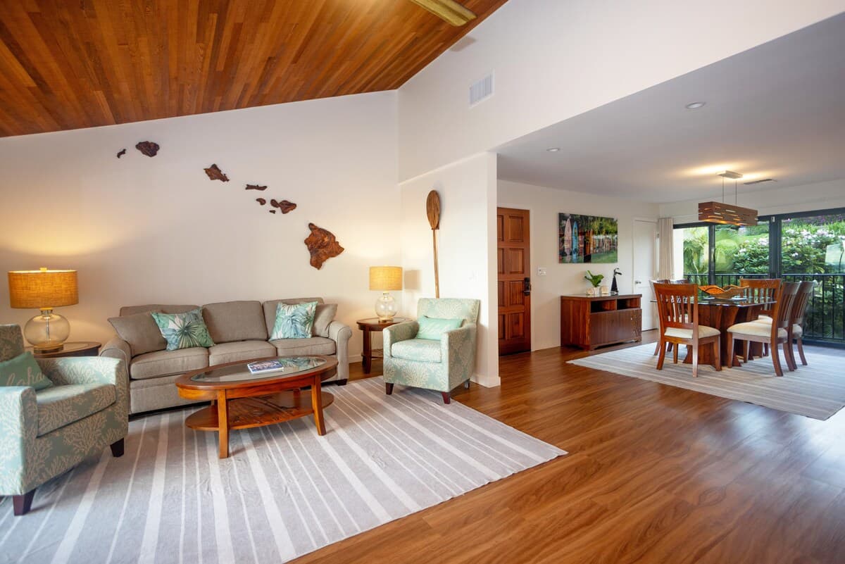 Condo in Kihei · ★4.99 · 2 bedrooms · 3 beds · 2 baths - Photo 5