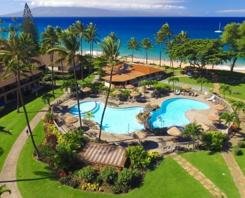 Condo in Lahaina · ★4.94 · 1 bedroom · 2 beds · 2 baths - Photo 2