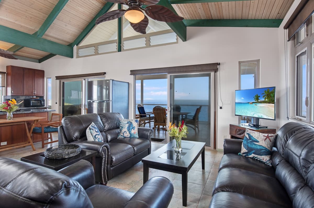 Direct Oceanfront-Polynesian Design-Hale Romantik' - Photo 2