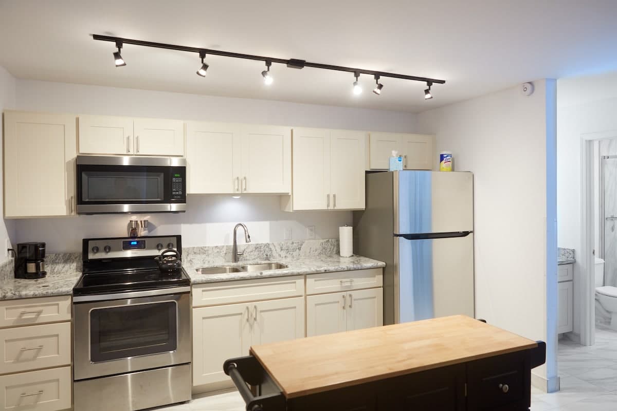 Home in Kihei · ★4.97 · 1 bedroom · 1 bed · 1 bath - Photo 4