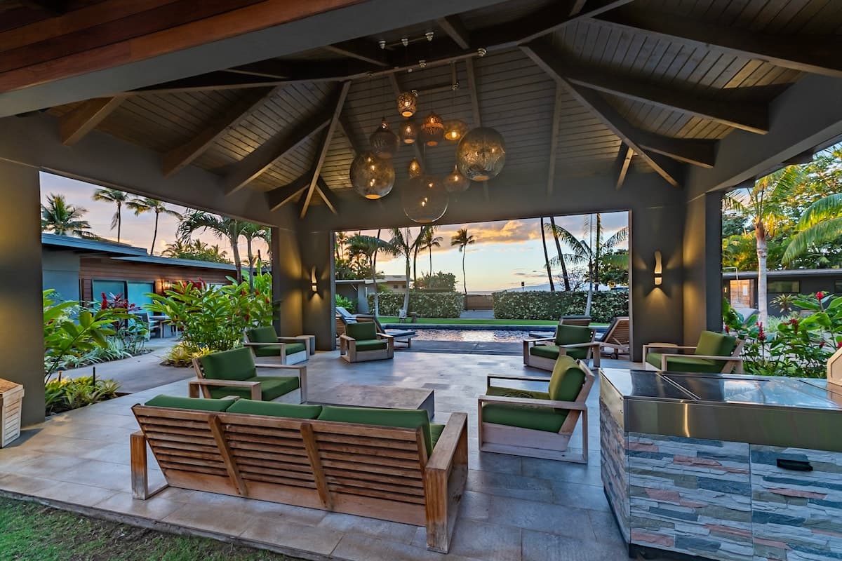 Home in Kihei · ★4.98 · 3 bedrooms · 3 beds · 7 baths - Photo 3