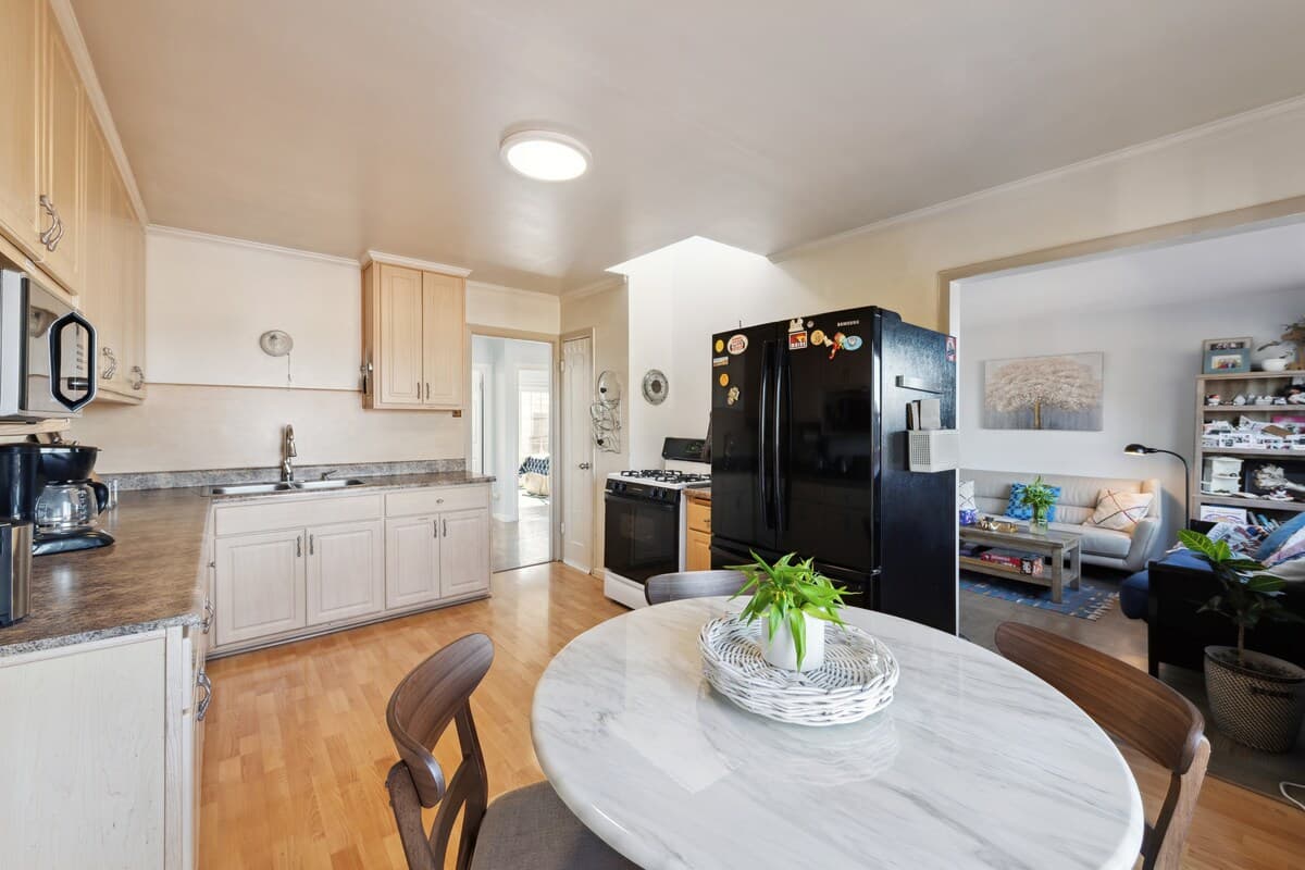 SF Home with Stunning Bay & Skyline Views - Photo 5