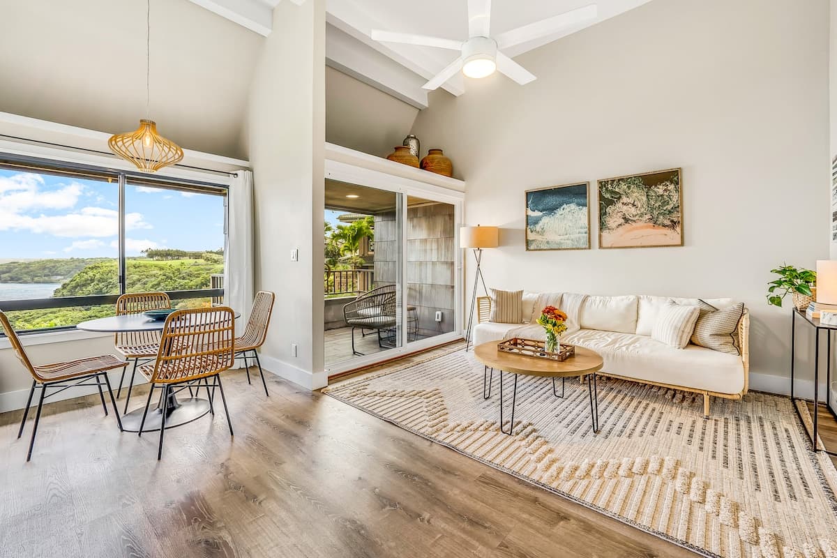 Townhouse in Princeville · ★4.96 · 2 bedrooms · 3 beds · 2 baths - Photo 2