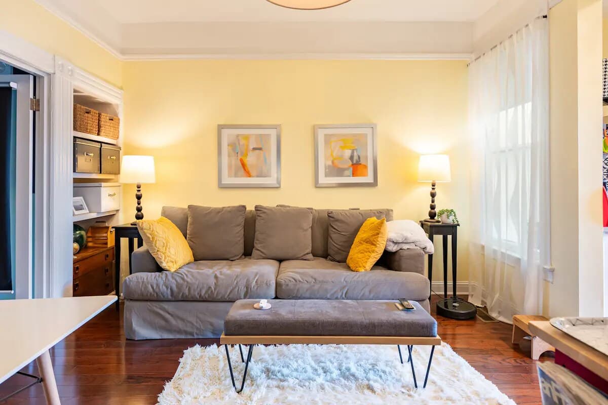 2 Ensuite Baths, Walkable SF Gem - Photo 2